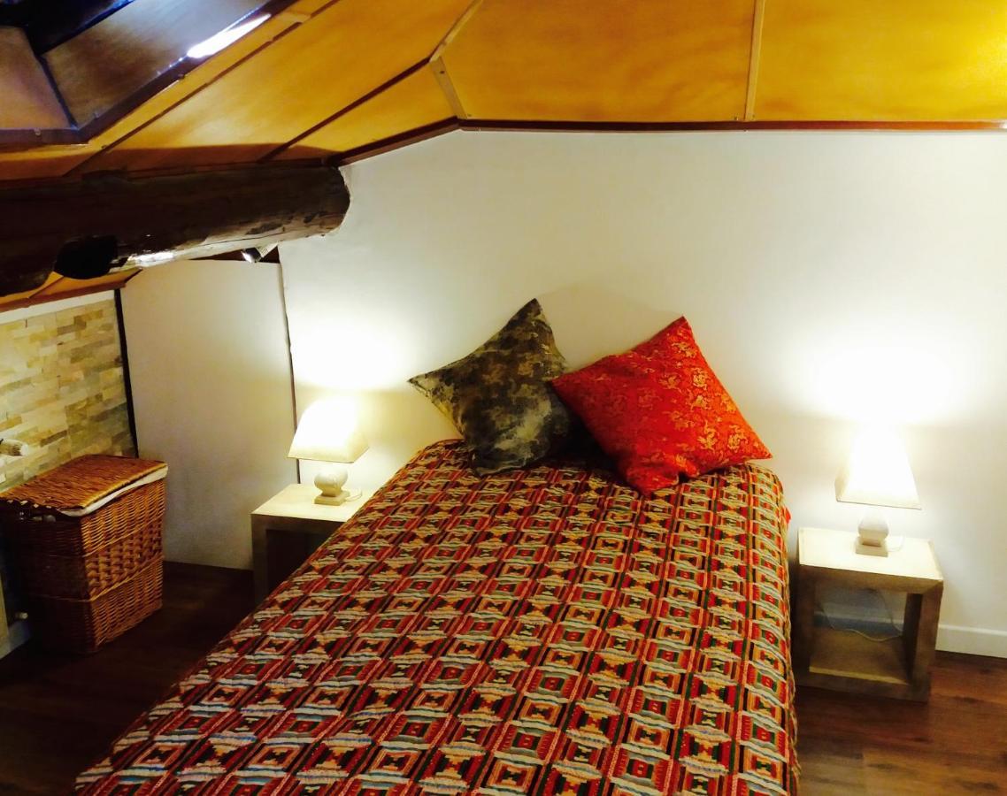 Swanlake Rooms Nebbiuno ภายนอก รูปภาพ