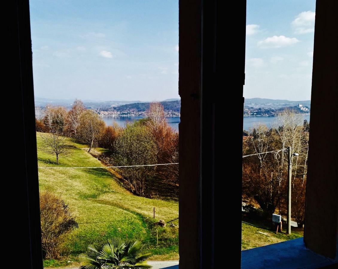 Swanlake Rooms Nebbiuno ภายนอก รูปภาพ
